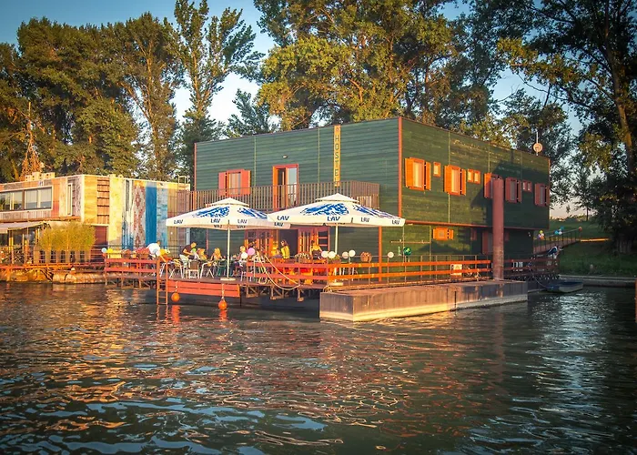 Green House Hostel